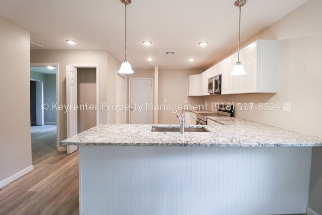 Building Photo - Beautiful Newly Built 3 Bedroom House! Available for Immediate Move in!