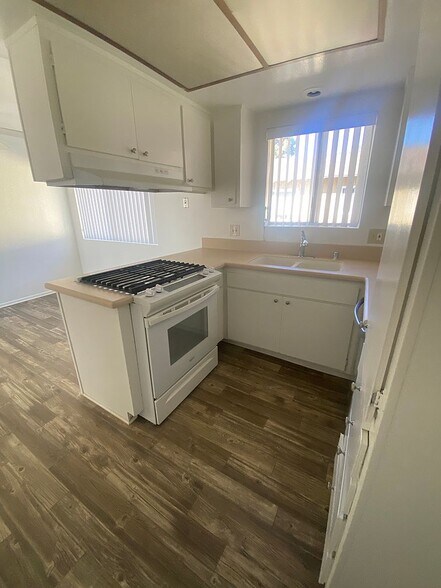 Building Photo - 2164 Via Robles