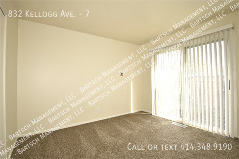 Building Photo - 832 Kellogg Ave