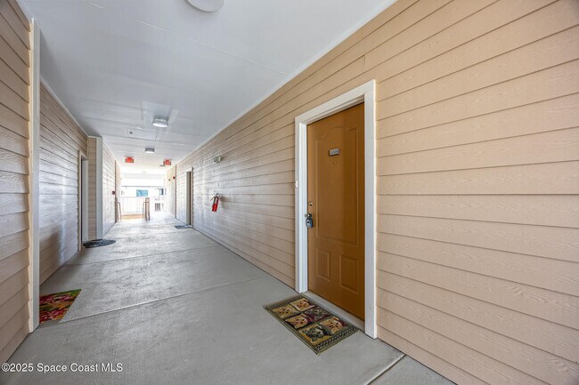 Building Photo - 6450 Borasco Dr