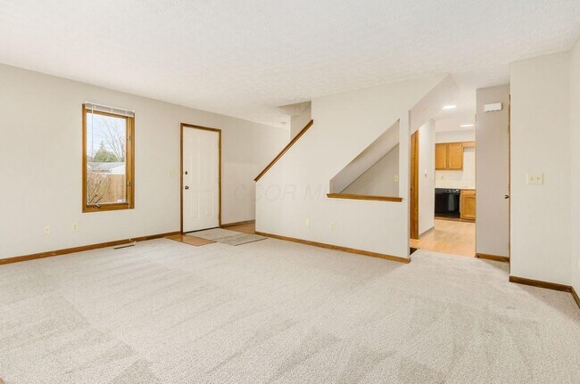 Building Photo - 4841 Dierker Rd