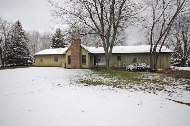 Building Photo - 4515 Drake Dr
