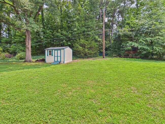 Building Photo - 1519 Chauncey Ln