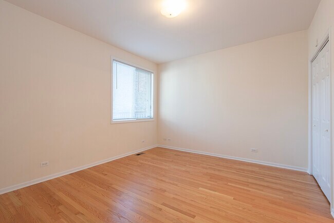 Bedroom 1 - 1531 N Paulina St