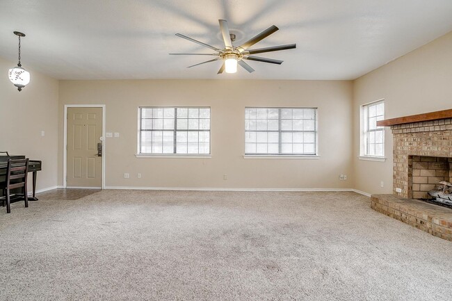 Building Photo - Country Living- Half Duplex-  3 Bed, 2 Bat...