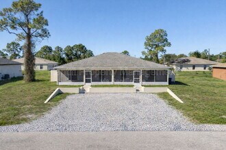 Building Photo - 208 Ichabod Ave