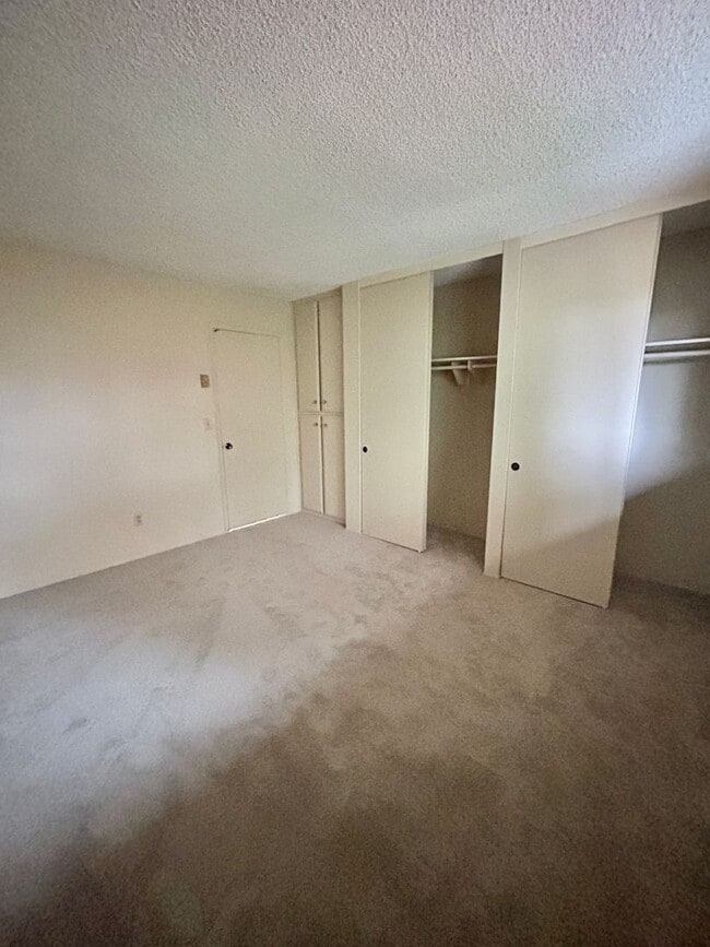 Building Photo - 2609 Pico Pl