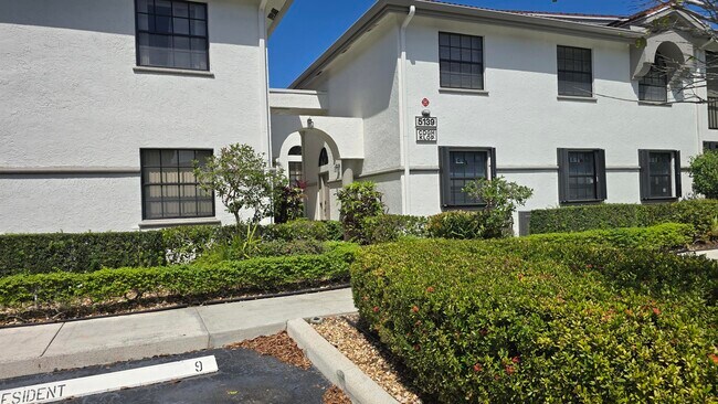 Building Photo - 5139 Floria Way