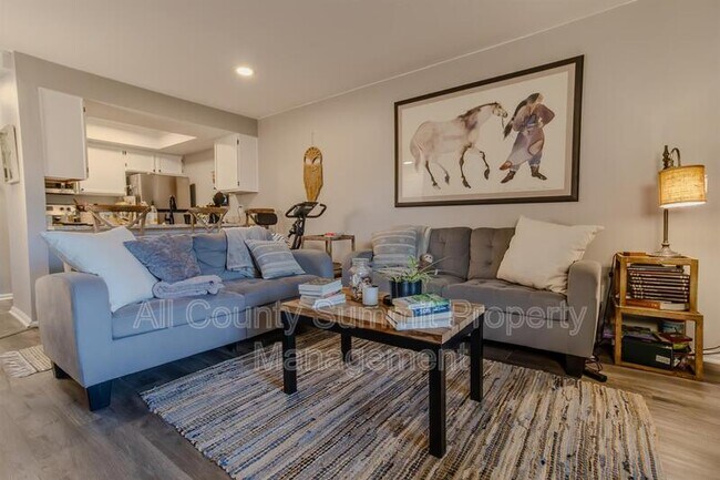 Building Photo - 16103 E Alaska Pl