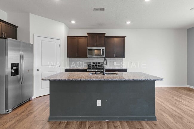 Building Photo - 12059 Sweet Almond Ln