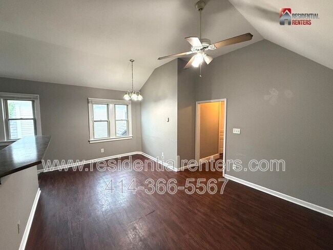 Building Photo - 2804 N Palmer St