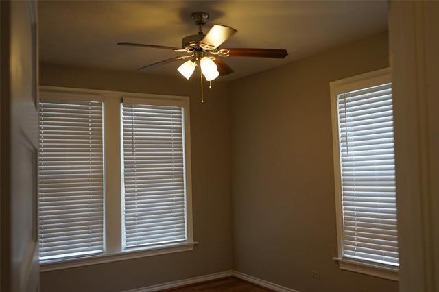 Building Photo - 1325 Barnes Dr