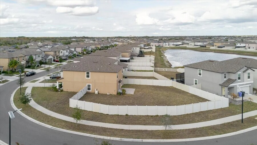 Building Photo - 9411 Lemon Drop Loop