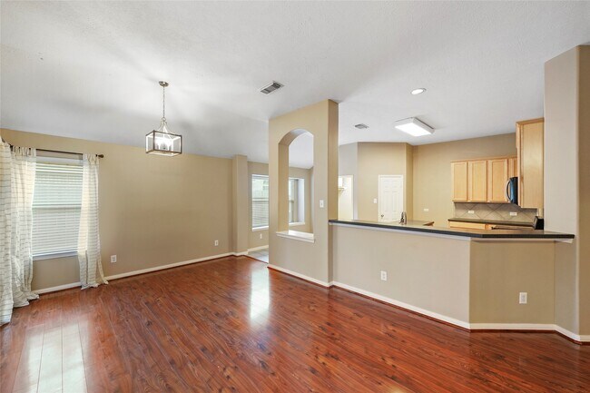 Building Photo - 6903 Summer Bridge Ln