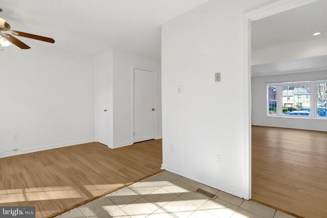 Building Photo - 9911 Whitewater Dr