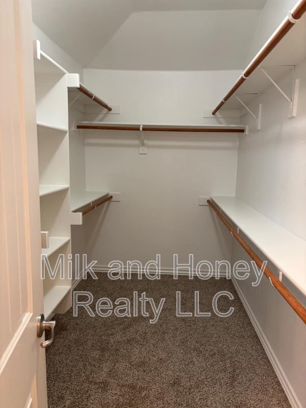 Building Photo - 8101 NW 105th St