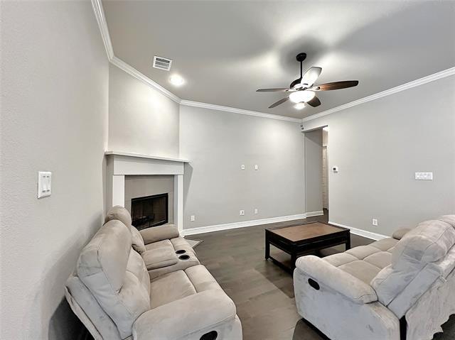 Building Photo - 1904 Shaila Dr