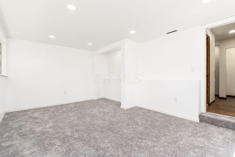 Building Photo - 59 N Ashburton Rd
