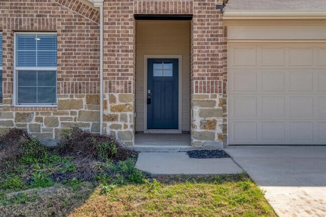 Building Photo - 109 Bethpage Dr