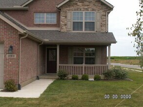 Building Photo - Pebblebrook Apartments 110