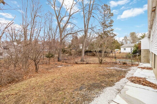 Building Photo - 58 Cutler Dr