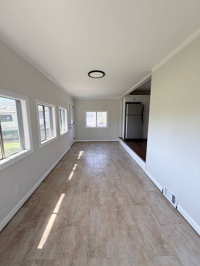 Building Photo - 26 Orchard Ave