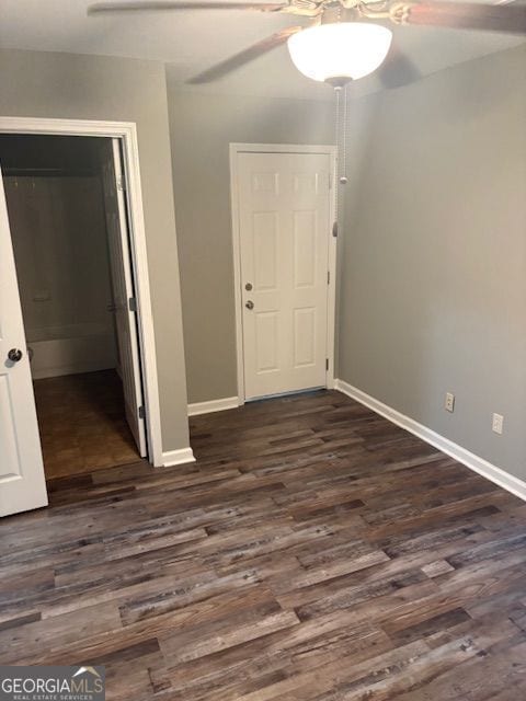 Building Photo - 250 Amal Dr SW