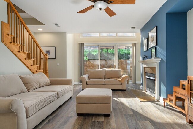 Building Photo - 2512 W Thomas St