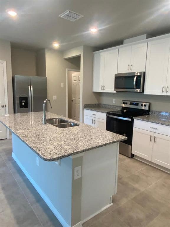 Building Photo - 2534 Red Spruce Wy