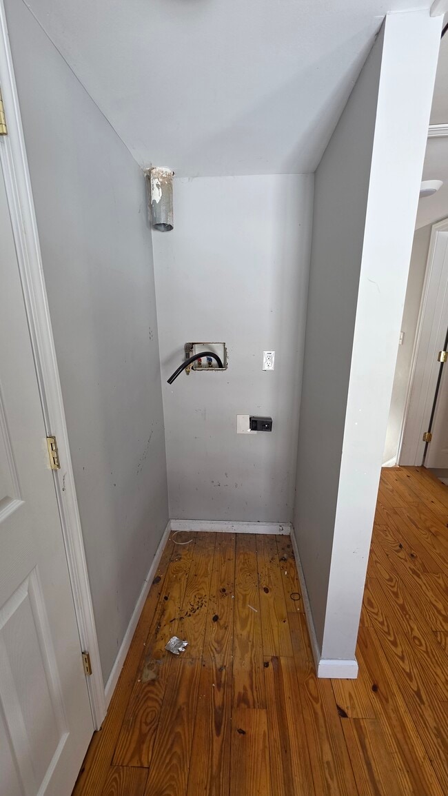 Building Photo - 23 North Rd