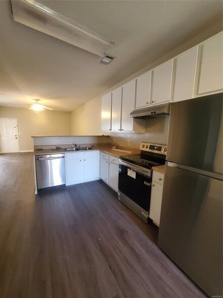 Building Photo - 239 Pine Meadows Cir