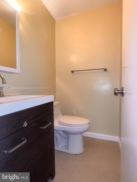 Building Photo - 1400 Iron Forge Rd