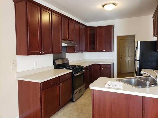 Building Photo - 842 Grand Haven Way