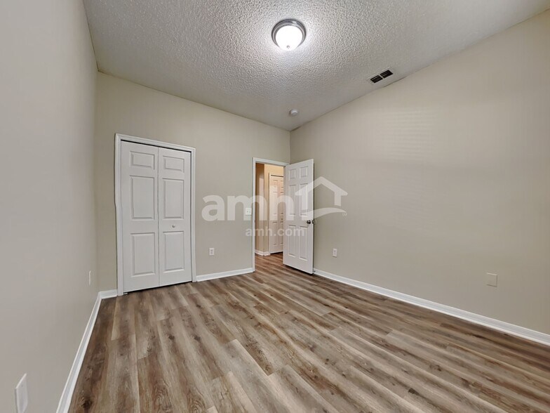 Building Photo - 8881 Shindler Crossing Dr