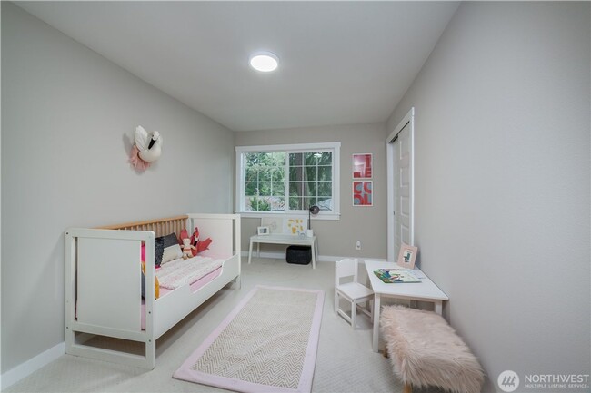 Building Photo - North Seattle - Pinehurst Updated 3 Bedroom 2 Bath Rambler