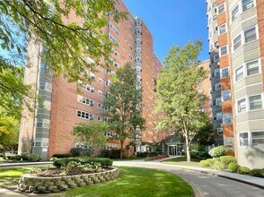 Building Photo - 4950 N Marine Dr