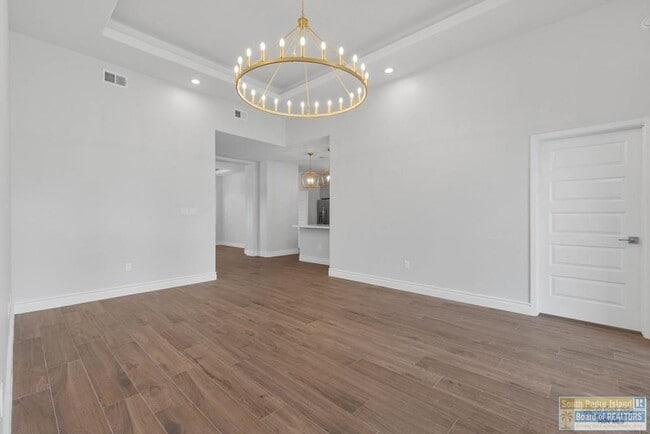 Building Photo - 2170 Portofino Blvd