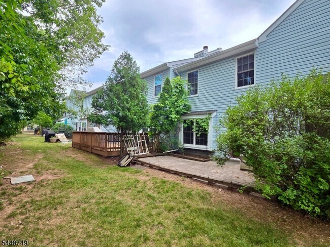 Building Photo - 200 Bamburgh Ct