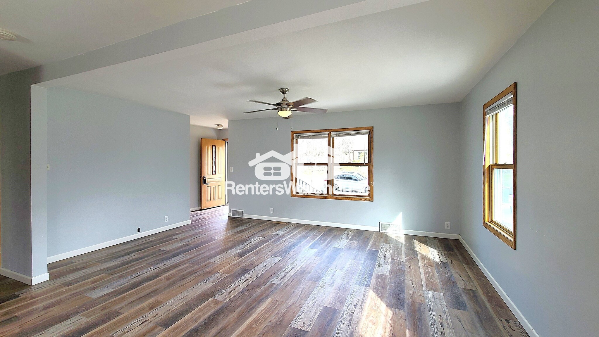 Building Photo - 525 Birch St