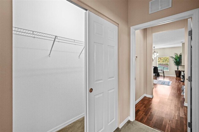 Building Photo - 3625 Bay Heights Way