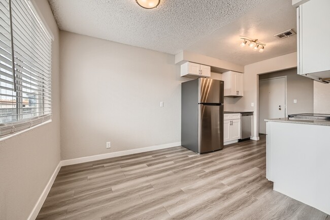 C1 Renovated - 3 Bed 2 Bath - Rise at The District