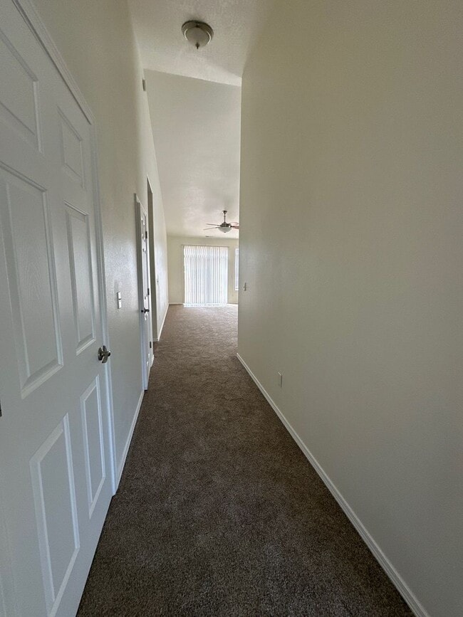 Building Photo - 5096 Larch Ln