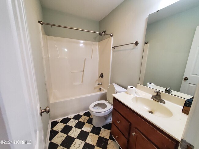 Building Photo - 1508 Manning Forest Dr