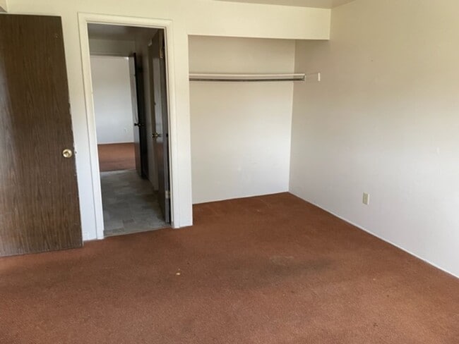 Building Photo - Great South Ogden Condo
