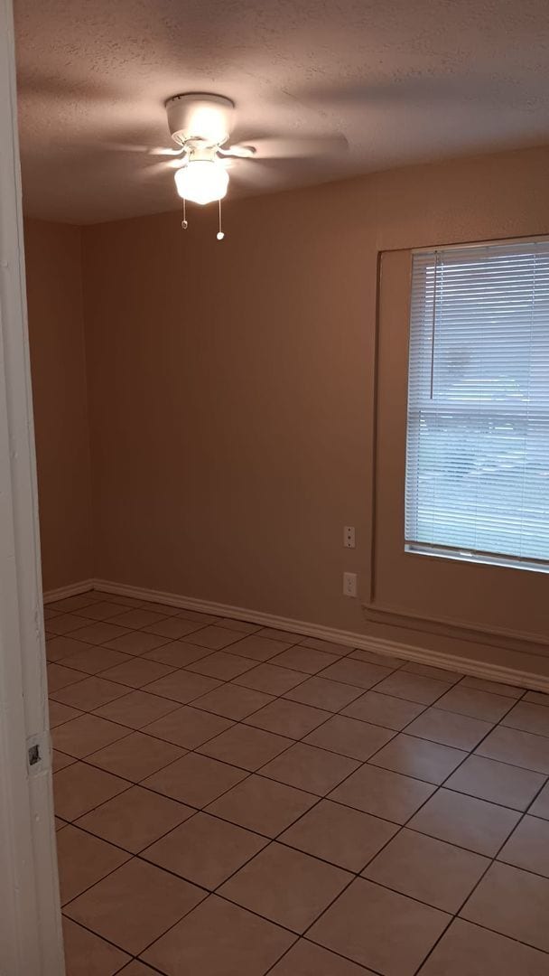 Building Photo - 6630 W Fuqua St