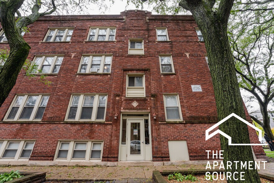 Building Photo - 2919 W George St