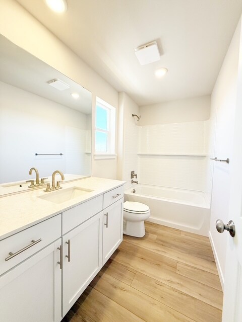 Building Photo - 5924 Trace Dr SW