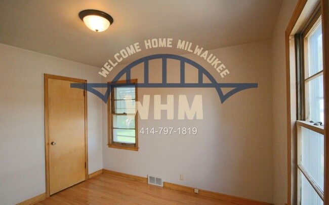 Building Photo - 4253 N 63rd St