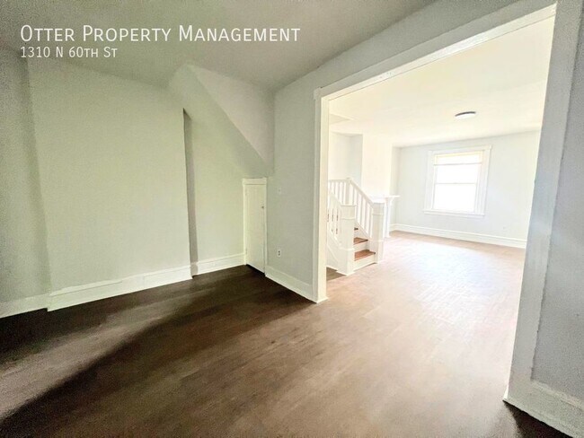 Building Photo - 1310 N 60th St