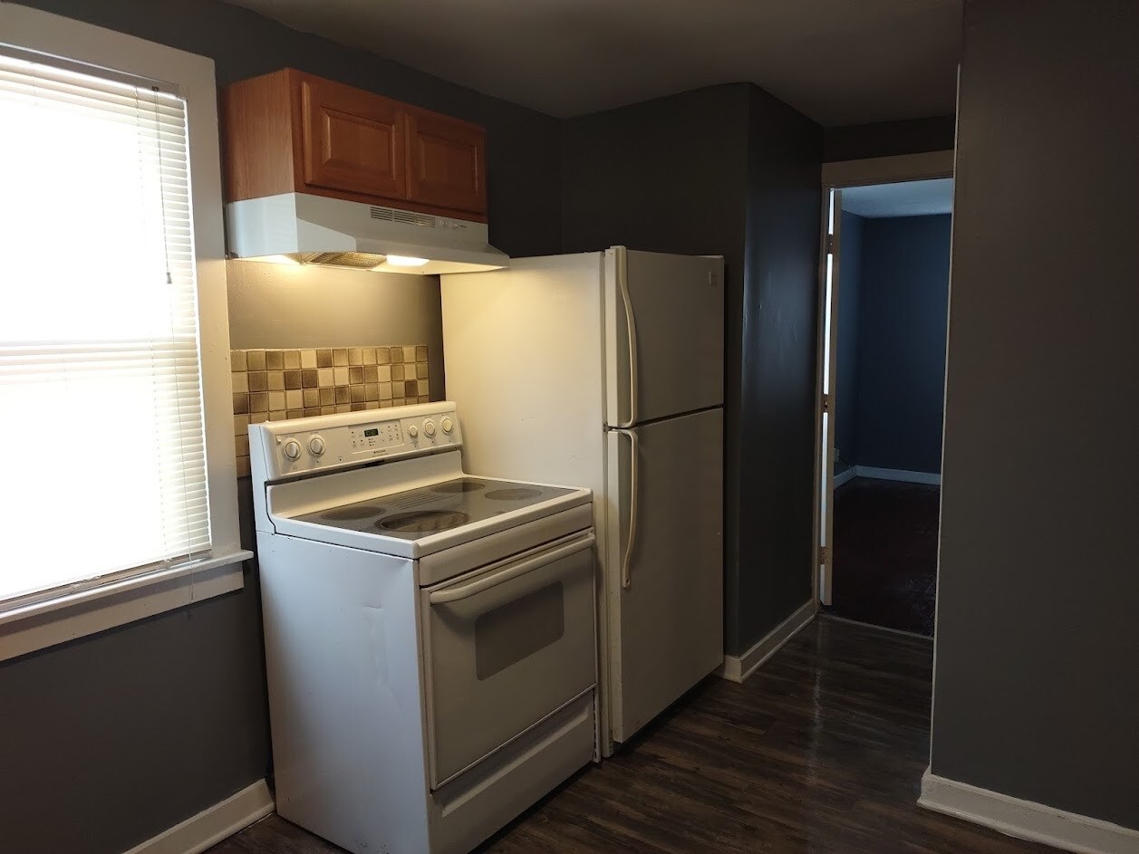 Building Photo - 4318 Nevada Ave